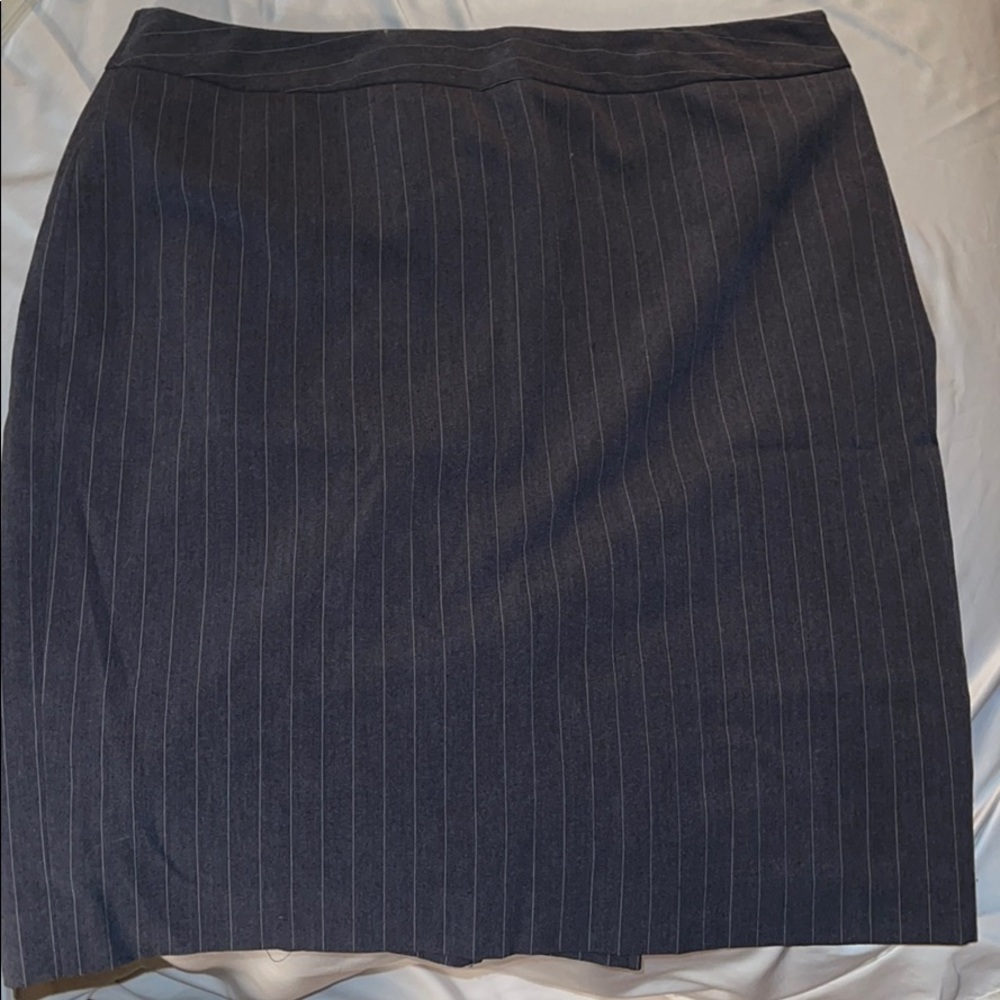 Pencil skirt, gray/white pinstripe